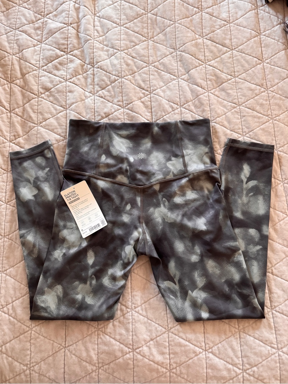 Athleta Elation Printed 7/8 Leggings Size Small NWT High Rise Powervita Floral